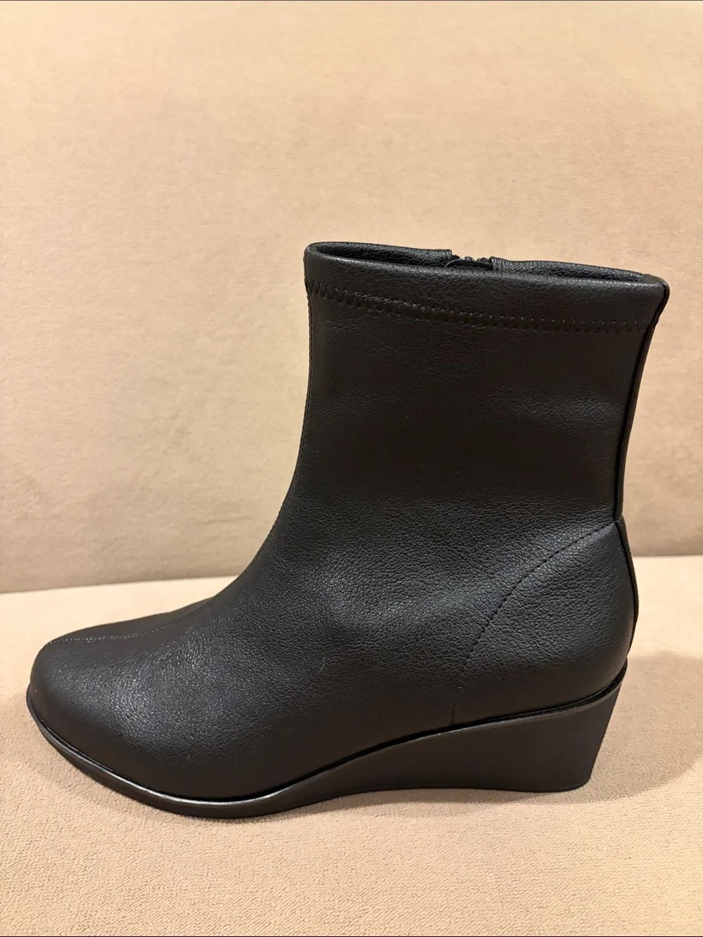 Women's Aerosoles NWOT Bonnie Wedge boots size 11